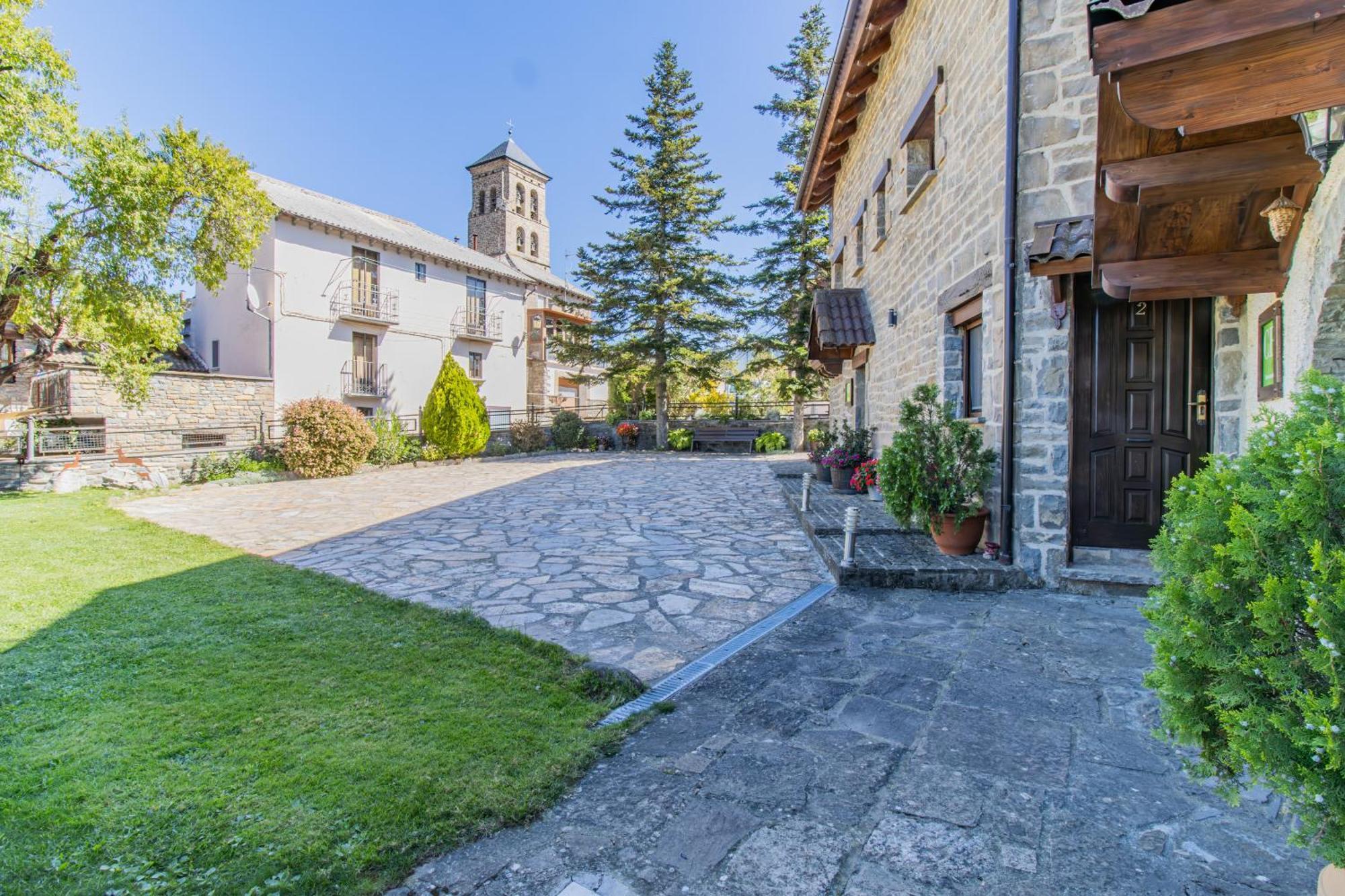 Hostal Casa El Pajar I y II Senegüé Exterior foto